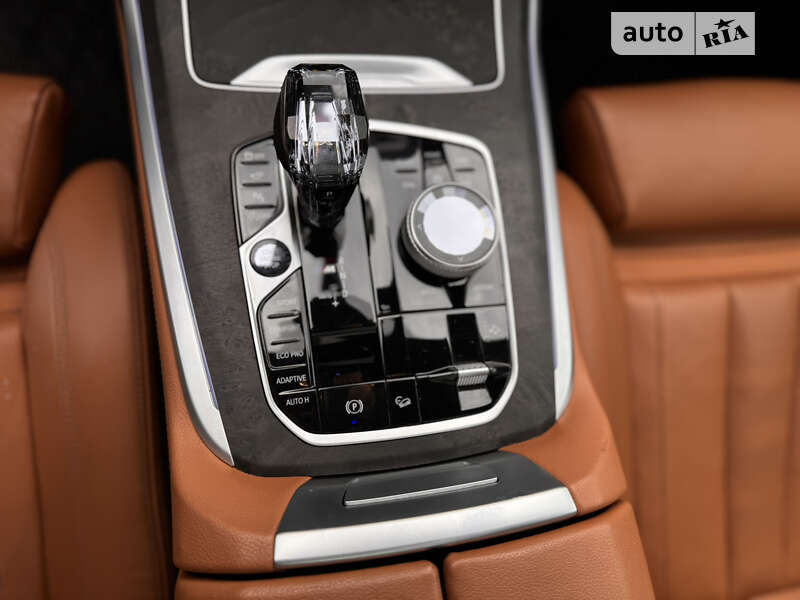 Внедорожник / Кроссовер BMW X7 2021 в Ровно