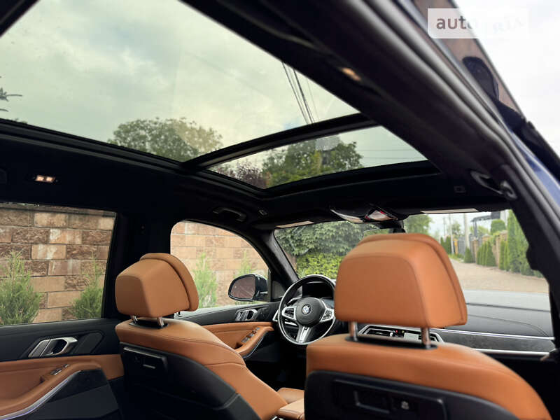 Внедорожник / Кроссовер BMW X7 2021 в Ровно