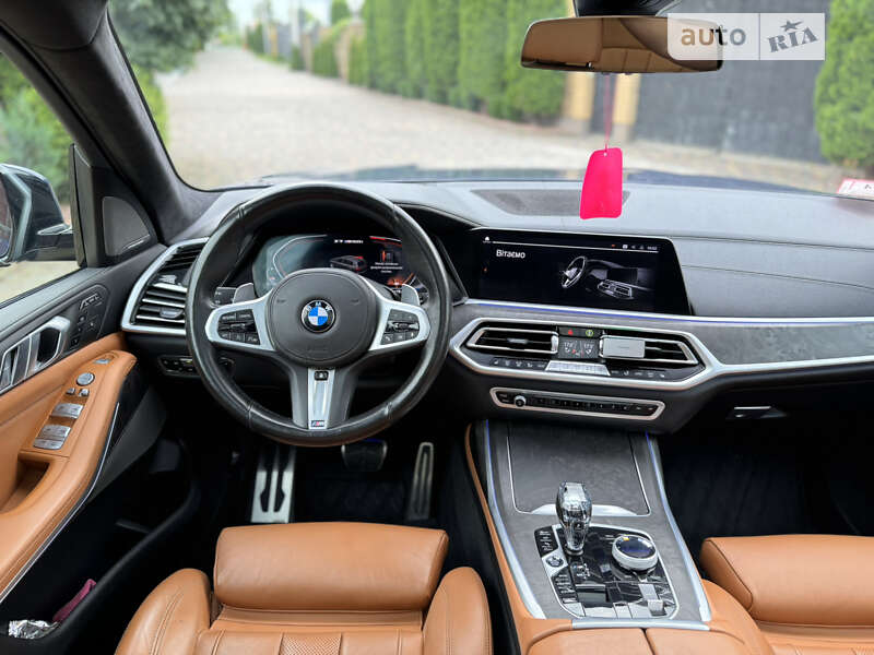 Внедорожник / Кроссовер BMW X7 2021 в Ровно