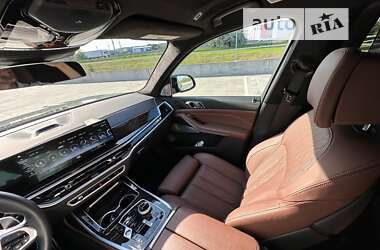 Внедорожник / Кроссовер BMW X7 2023 в Киеве