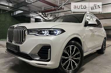 Позашляховик / Кросовер BMW X7 2021 в Києві