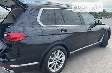 Внедорожник / Кроссовер BMW X7 2022 в 