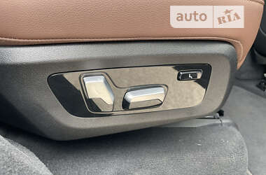 Внедорожник / Кроссовер BMW X7 2022 в 