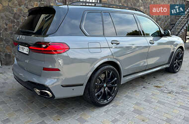 Внедорожник / Кроссовер BMW X7 2021 в 