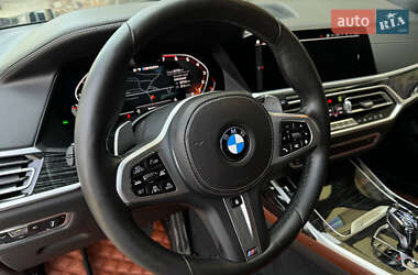 Внедорожник / Кроссовер BMW X7 2021 в 