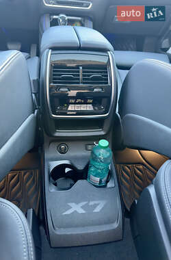Внедорожник / Кроссовер BMW X7 2021 в 