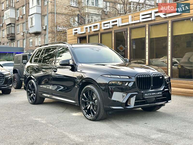Внедорожник / Кроссовер BMW X7 2024 в Киеве