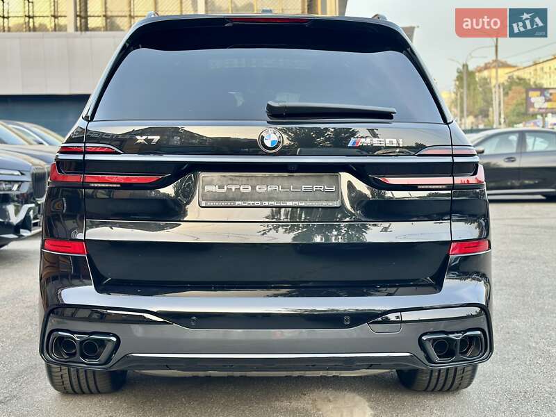 Внедорожник / Кроссовер BMW X7 2024 в Киеве