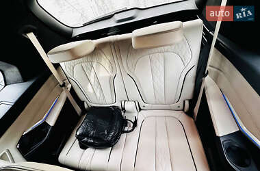Внедорожник / Кроссовер BMW X7 2020 в 