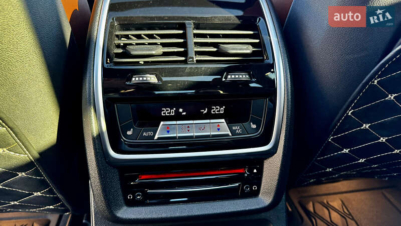 Позашляховик / Кросовер BMW X7 2019 в Києві