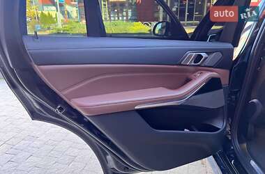 Позашляховик / Кросовер BMW X7 2019 в 
