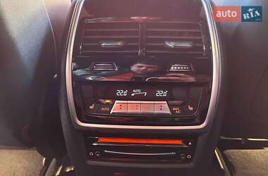 Позашляховик / Кросовер BMW X7 2019 в 