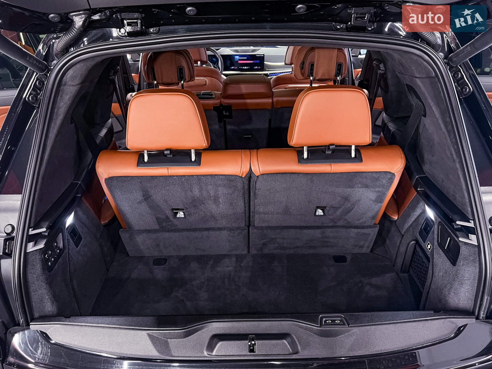 2023 BMW X7 - мініатюра 12
