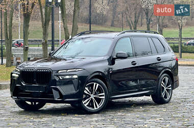 Внедорожник / Кроссовер BMW X7 2024 в Киеве