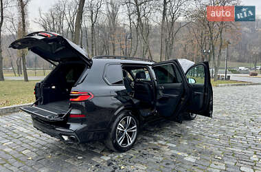 Внедорожник / Кроссовер BMW X7 2024 в Киеве