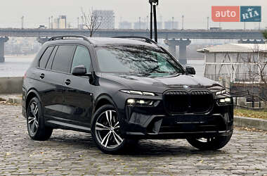 Внедорожник / Кроссовер BMW X7 2024 в Киеве