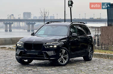 Внедорожник / Кроссовер BMW X7 2024 в Киеве