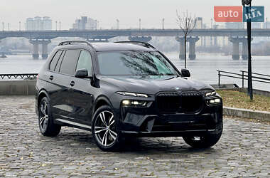 Внедорожник / Кроссовер BMW X7 2024 в Киеве