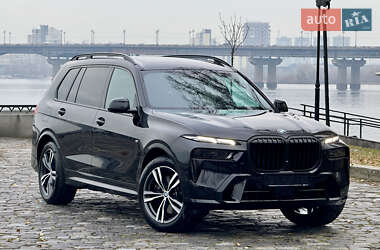 Внедорожник / Кроссовер BMW X7 2024 в Киеве