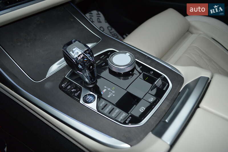 Внедорожник / Кроссовер BMW X7 2019 в Львове