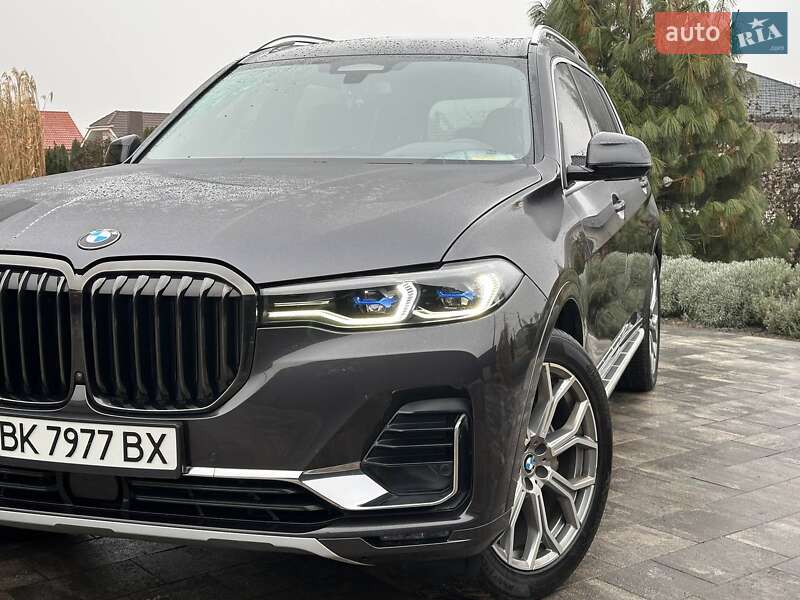 Внедорожник / Кроссовер BMW X7 2020 в Киеве