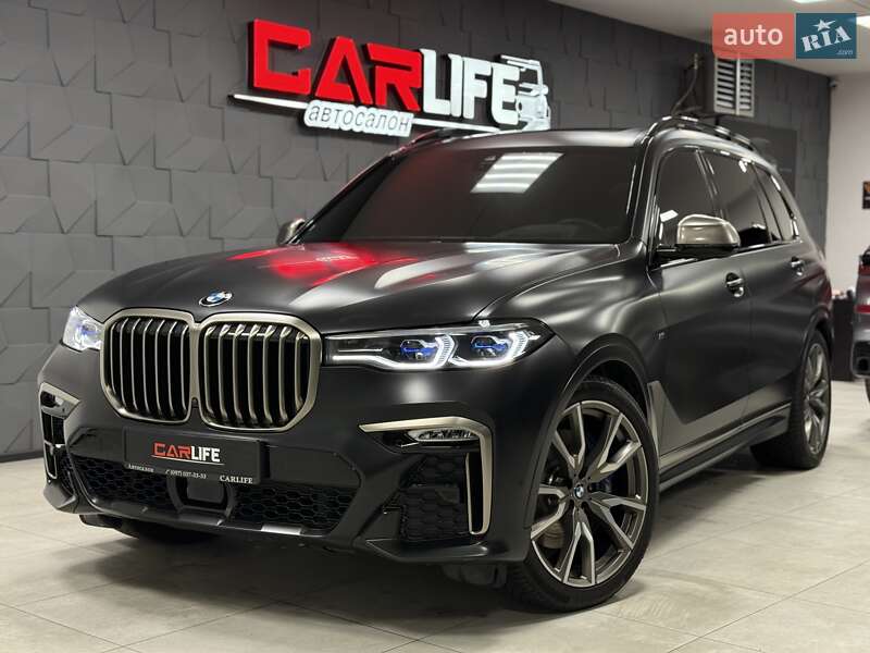 Внедорожник / Кроссовер BMW X7 2022 в 