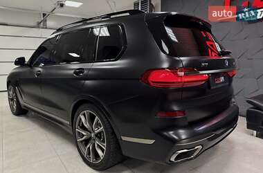 Внедорожник / Кроссовер BMW X7 2022 в 