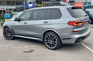 Внедорожник / Кроссовер BMW X7 2023 в Киеве