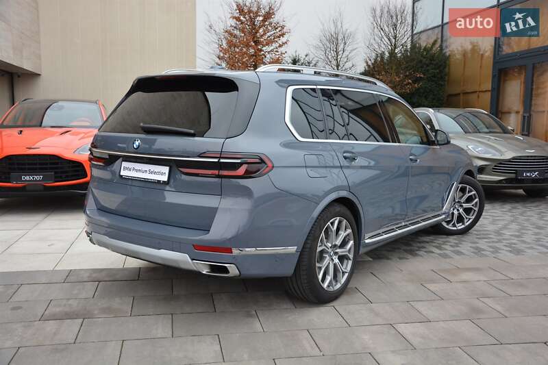 Внедорожник / Кроссовер BMW X7 2023 в Киеве