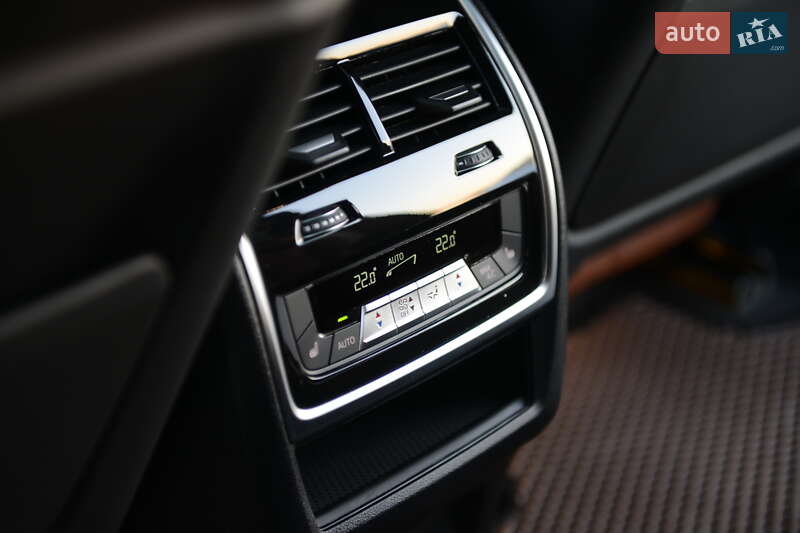 Позашляховик / Кросовер BMW X7 2023 в Мукачевому