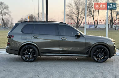 Внедорожник / Кроссовер BMW X7 2023 в 