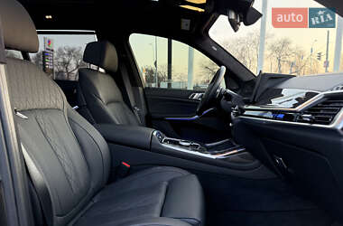 Внедорожник / Кроссовер BMW X7 2023 в 