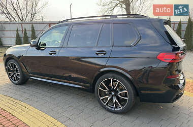 Позашляховик / Кросовер BMW X7 2019 в 