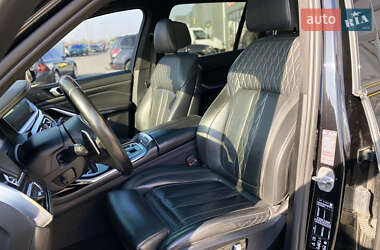 Позашляховик / Кросовер BMW X7 2019 в 
