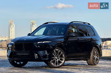 Внедорожник / Кроссовер BMW X7 2024 в Киеве