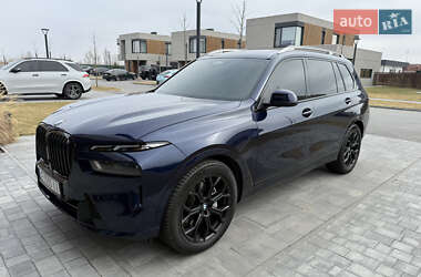 Позашляховик / Кросовер BMW X7 2023 в Дніпрі