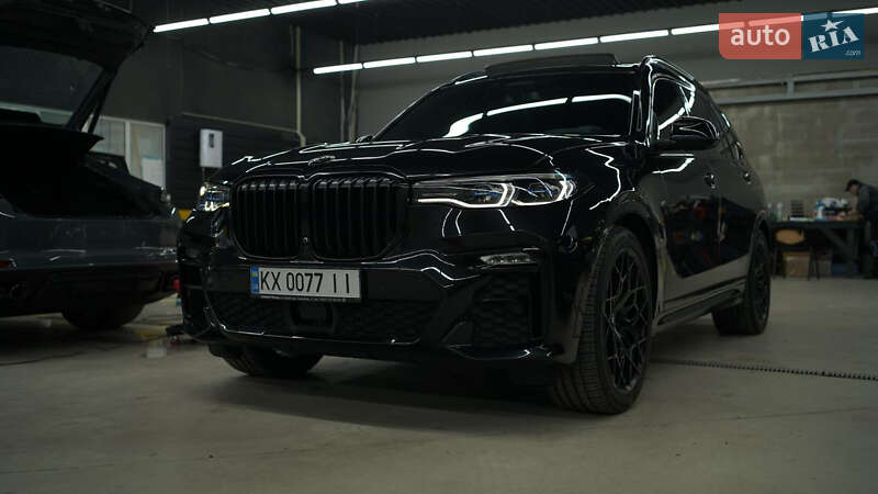 Позашляховик / Кросовер BMW X7 2020 в Києві