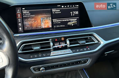 Позашляховик / Кросовер BMW X7 2020 в 