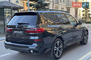 Внедорожник / Кроссовер BMW X7 2021 в 