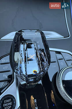 Внедорожник / Кроссовер BMW X7 2021 в 