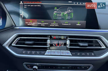 Внедорожник / Кроссовер BMW X7 2021 в 