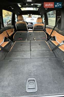 Внедорожник / Кроссовер BMW X7 2021 в 