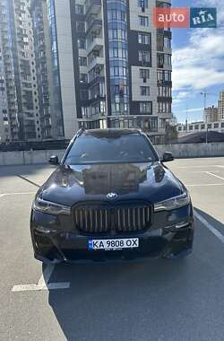 Внедорожник / Кроссовер BMW X7 2021 в 