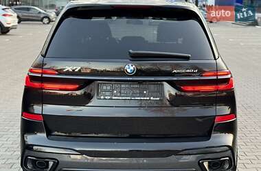 Позашляховик / Кросовер BMW X7 2024 в 