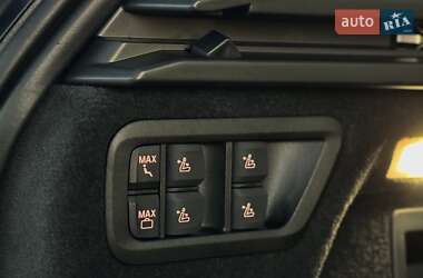 Позашляховик / Кросовер BMW X7 2024 в 