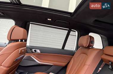 Внедорожник / Кроссовер BMW X7 2023 в 