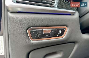 Внедорожник / Кроссовер BMW X7 2020 в 