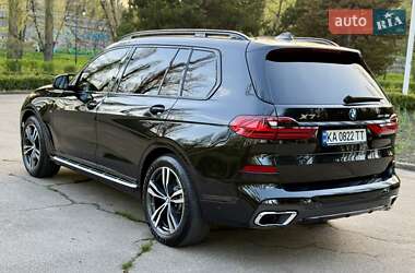 Внедорожник / Кроссовер BMW X7 2021 в 