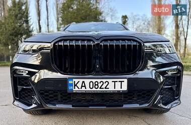 Внедорожник / Кроссовер BMW X7 2021 в 