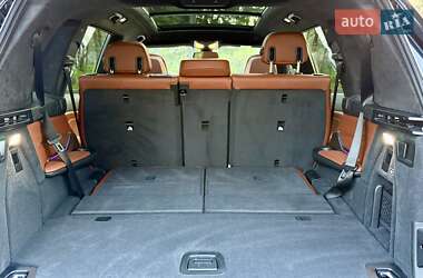 Внедорожник / Кроссовер BMW X7 2021 в 